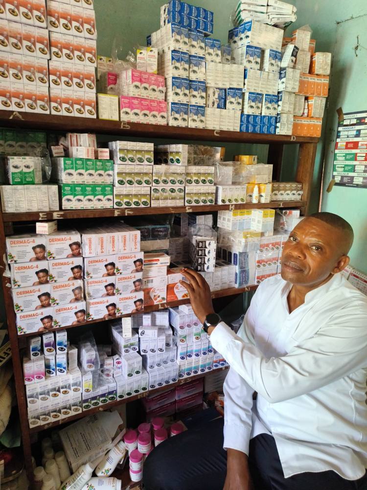 Médicaments disponibles à la Clinique de la Vision